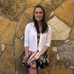 Meet your Posher, Erika-rose